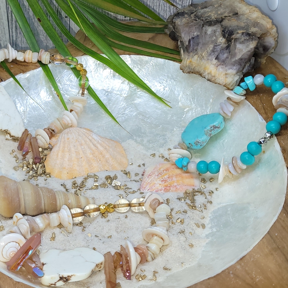 Beachy Seashell Gemstone Anklets - image 3